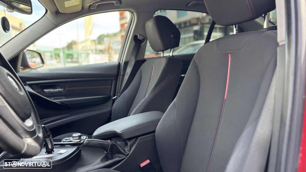 BMW 328 i Touring Aut. Sport Line - 10