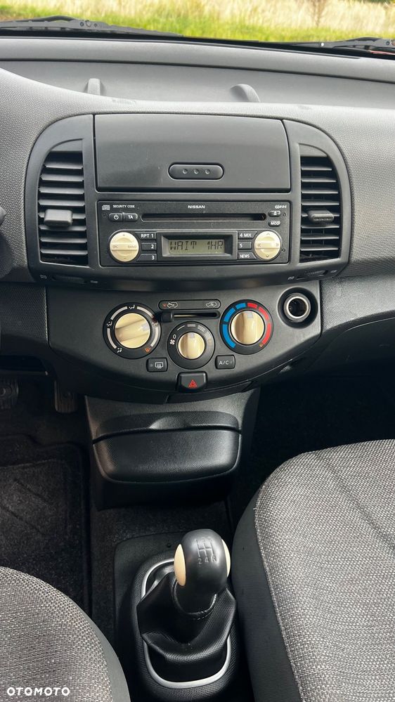 Nissan Micra 1.2 Visia AC/CD - 11