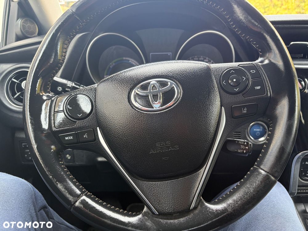 Toyota Auris - 32