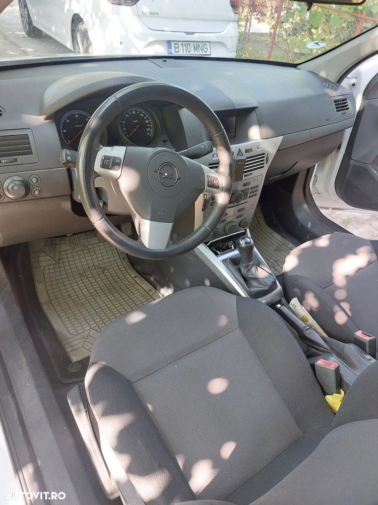 Opel Astra 1.7 CDTI - 7