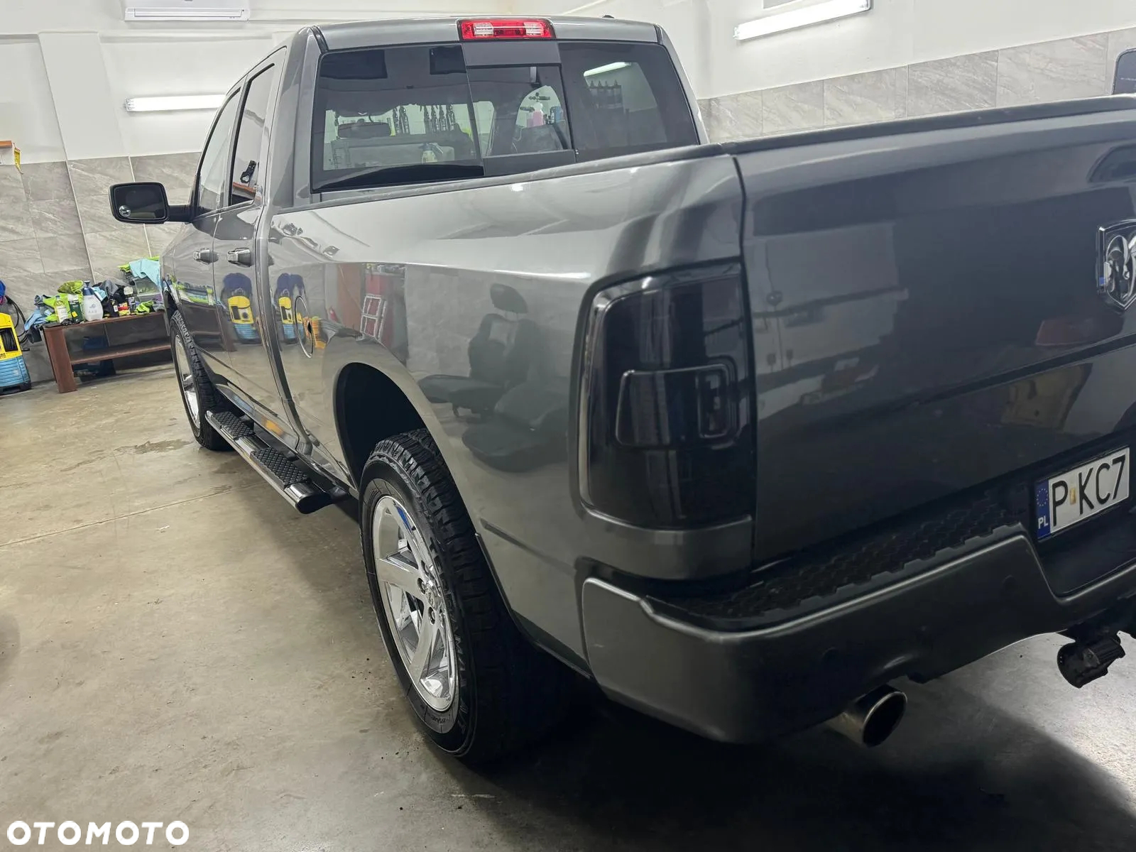 Dodge RAM 1500 5.7 4x4 - 6