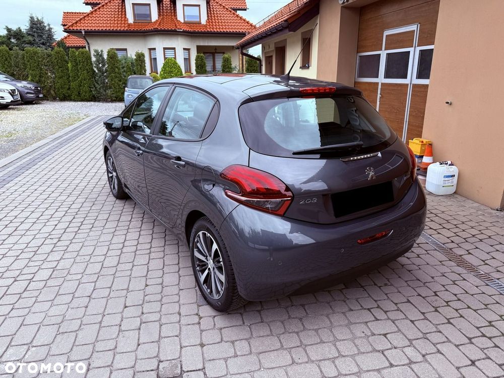 Peugeot 208 82 VTI Allure - 9