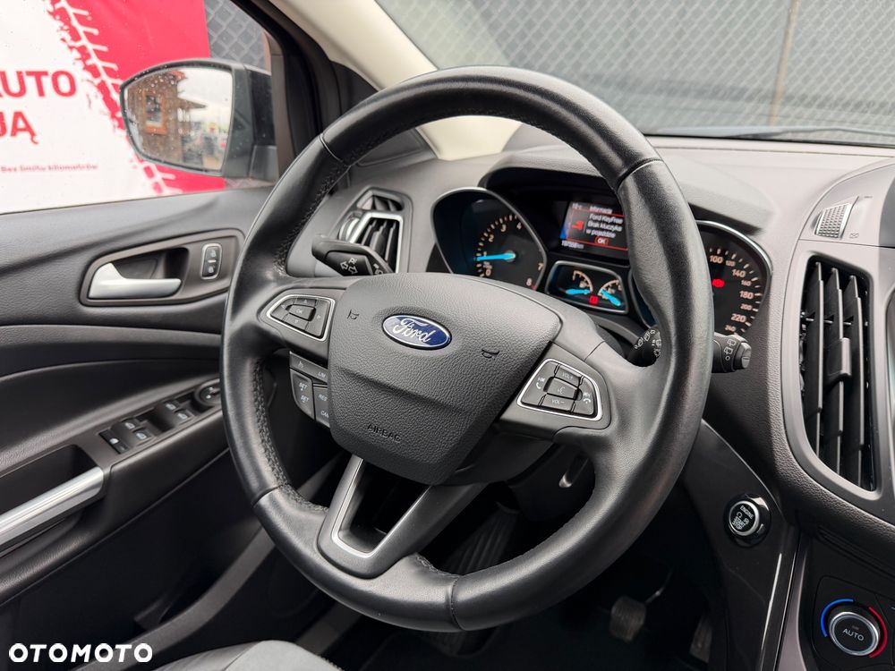 Ford Kuga - 19