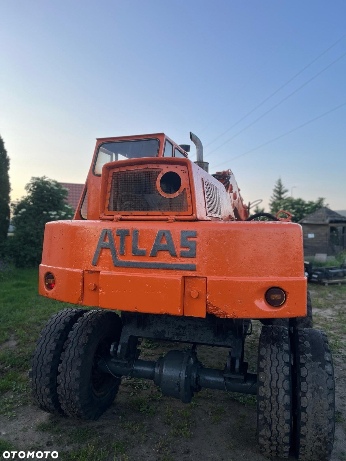 Atlas - 10