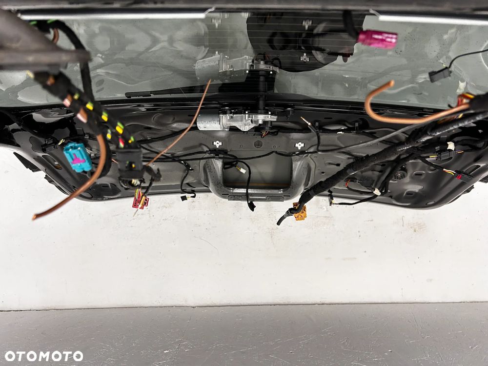 PORSCHE MACAN 95B LIFT 2021 Klapa bagażnika kolor L041 - 6