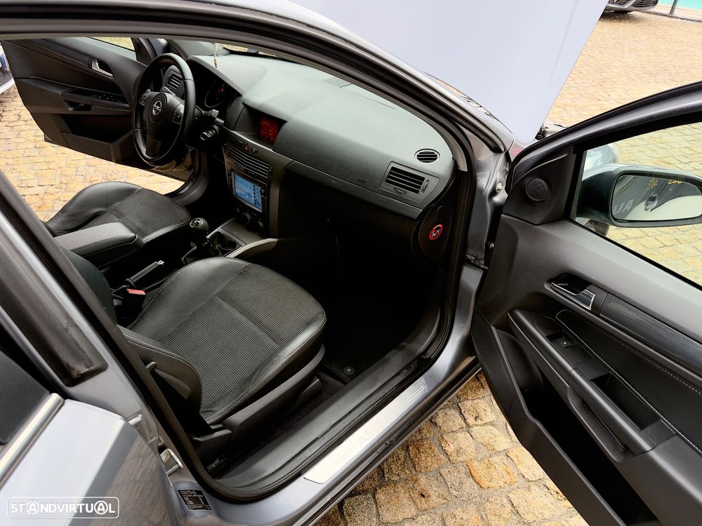 Opel Astra 1.3 CDTi Cosmo - 43