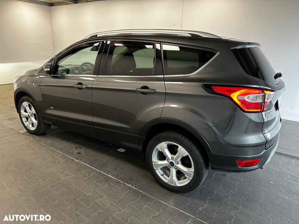 Ford Kuga 2.0 TDCi 4WD Powershift Titanium - 30