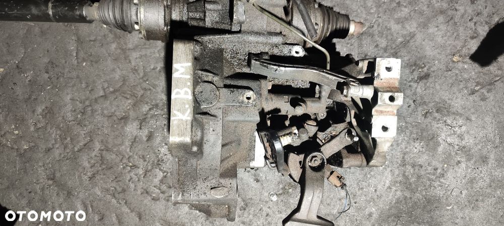 Skrzynia biegów VW A3  Passat B6 Skoda KBM - 1