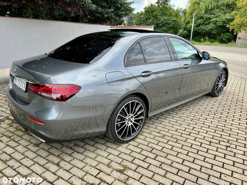 Mercedes-Benz Klasa E 220 d T 9G-TRONIC AMG Line - 16