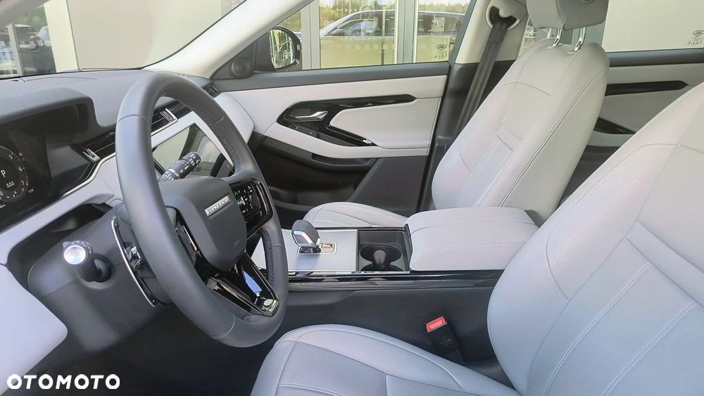 Land Rover Range Rover Evoque - 15