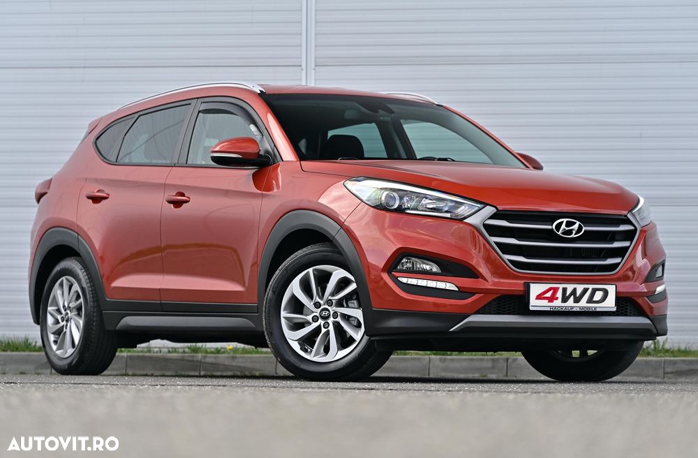 Hyundai Tucson 2.0 CRDI 4WD Automatik Style - 37