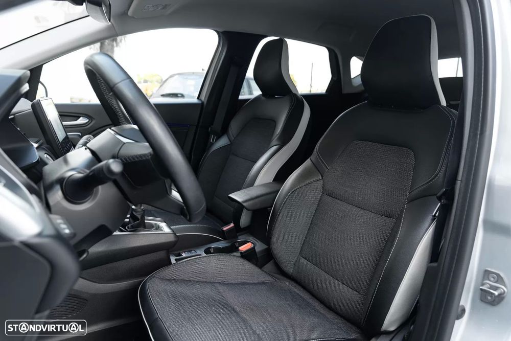 Renault Captur 1.0 TCe Techno - 11