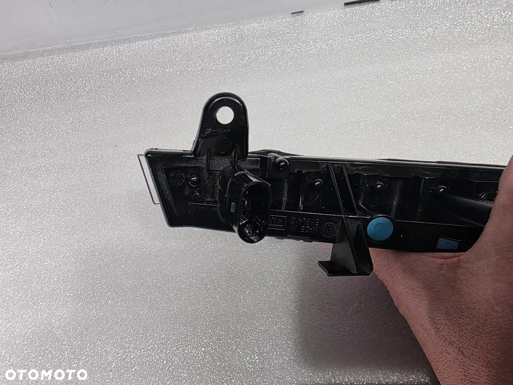 AUDI Q7 4L0 LIFT 09-14 KOMPLET LEWY + PRAWY LED DRL NR 4L0953041F / 4L0953042F NR AUKCJI KB94 - 10