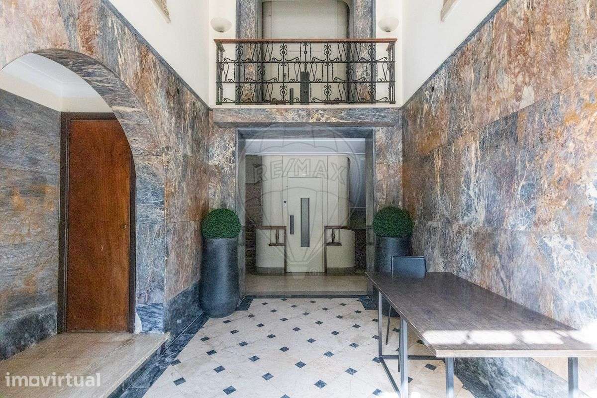 Apartamento T5 para venda - Grande imagem: 2/37