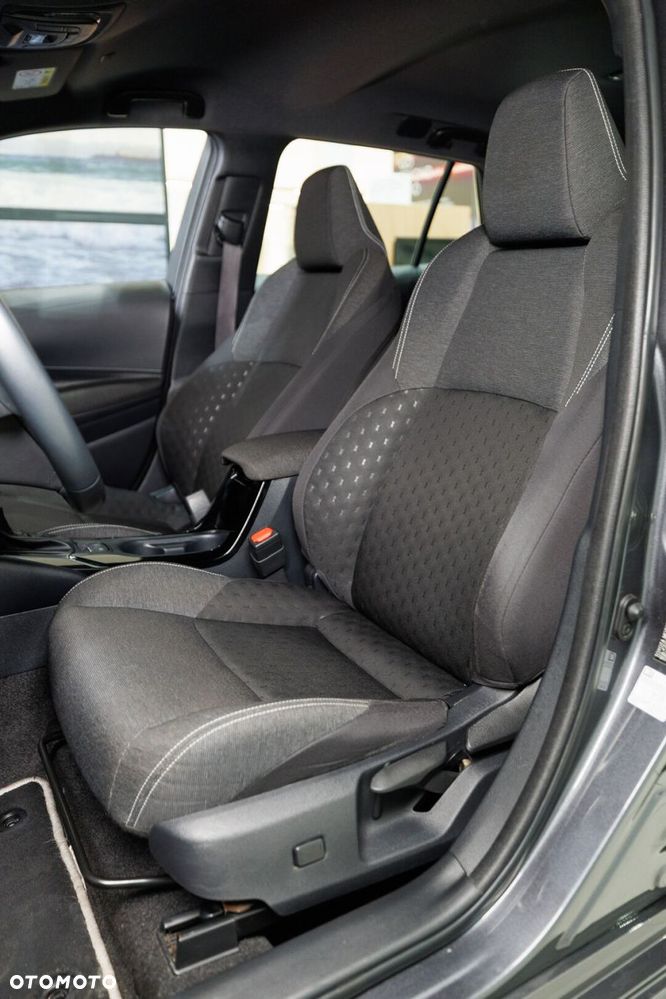 Toyota Corolla 1.8 Hybrid Comfort - 18