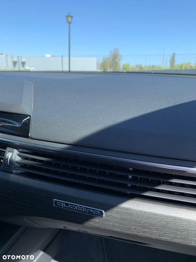Audi A4 Limousine 40 TFSI mHEV Quattro Advanced S tronic - 16