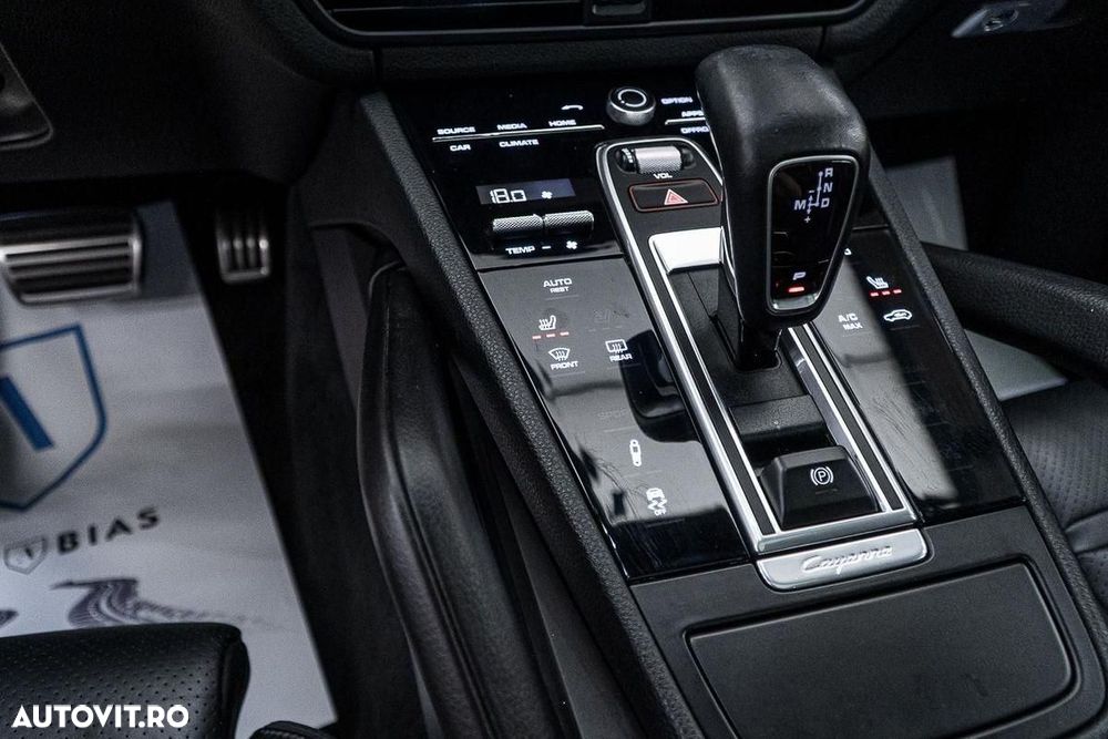 Porsche Cayenne S Tiptronic S Platinum Edition - 12