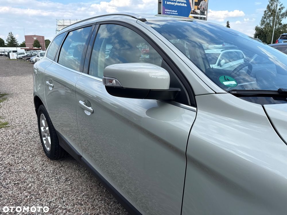 Volvo XC 60 D4 Momentum - 10