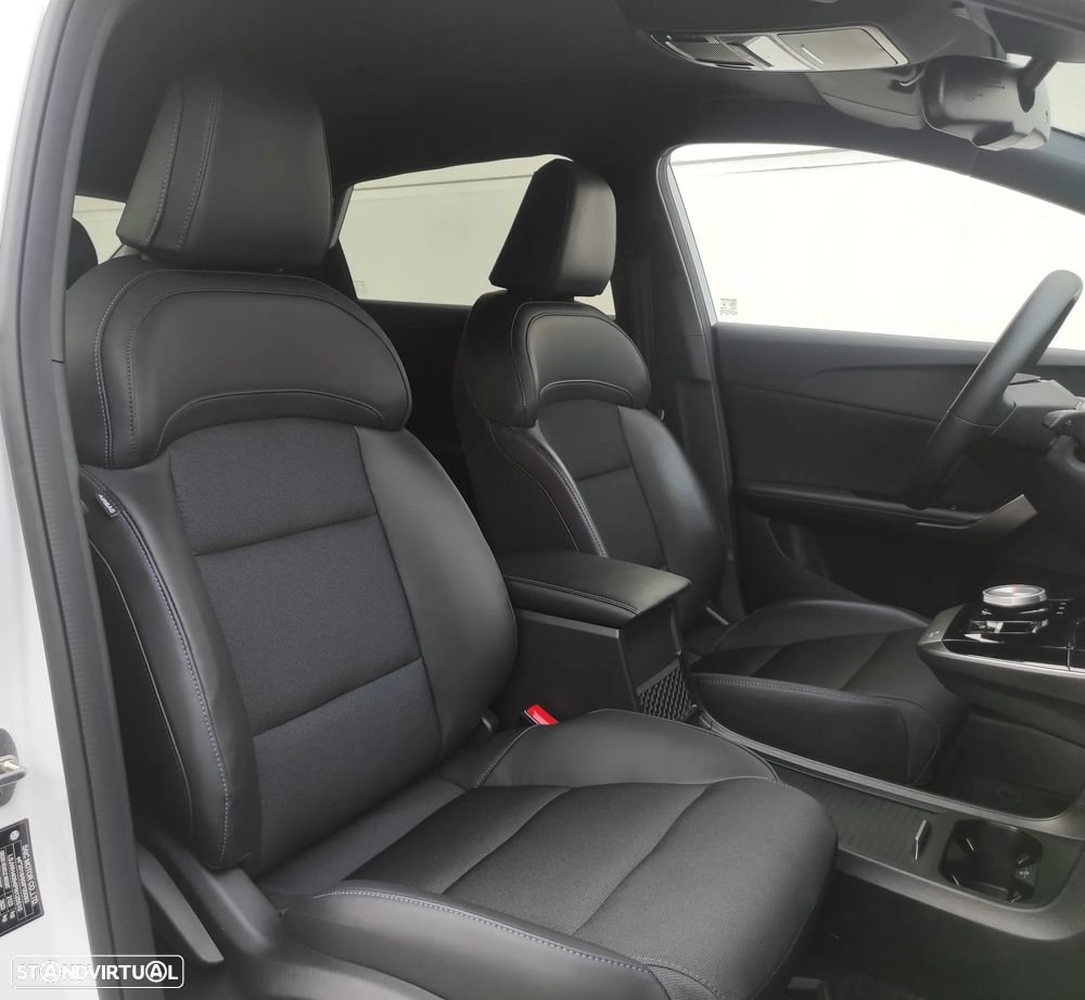 MG MG4 77 kWh Extended Range Luxury - 21
