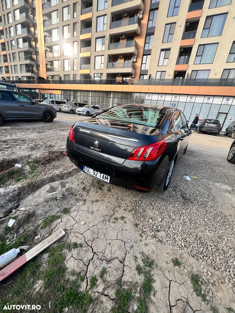 Peugeot 508 Hybrid4 - 4
