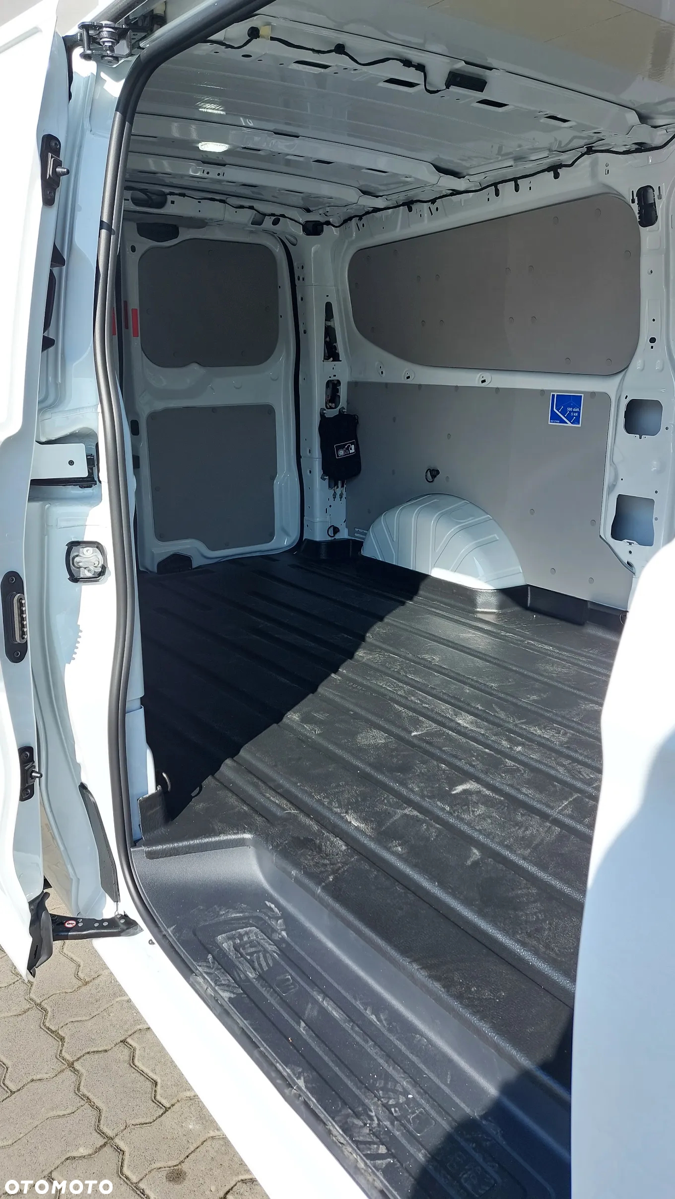 Ford Transit Custom - 9