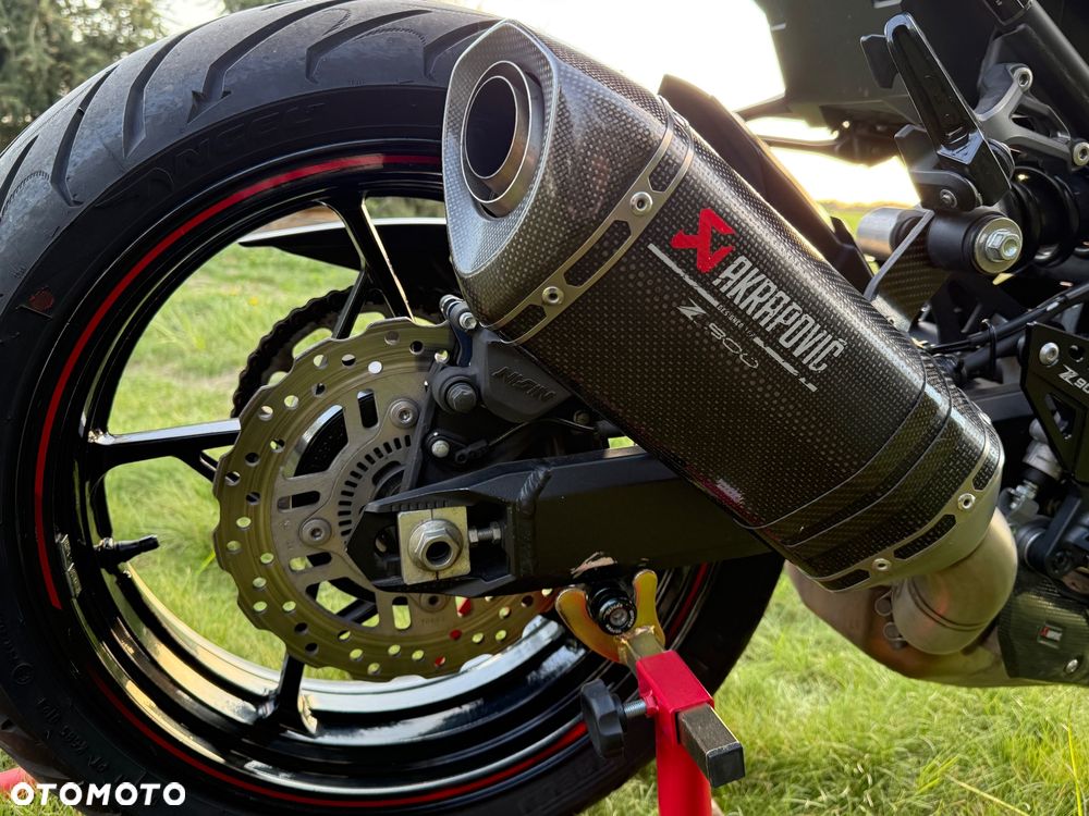 Kawasaki Z 900 - 10