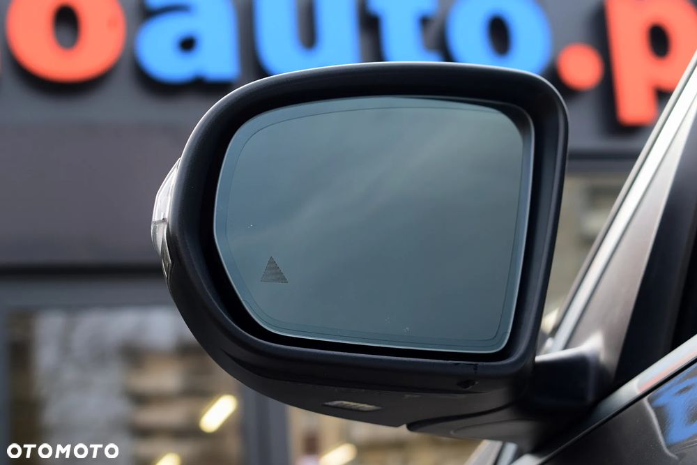 Mercedes-Benz GLC - 17