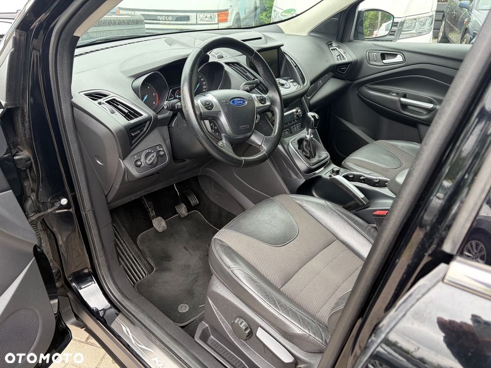 Ford Kuga - 8