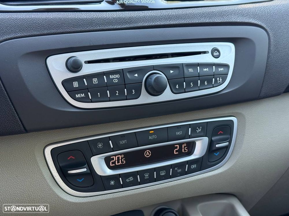 Renault Grand Scénic 1.5 dCi Luxe 7L EDC - 11