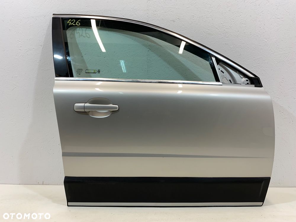 VOLVO XC70 II DRZWI PRAWE PRZÓD 426 KOMPLETNE STAN BDB - 3