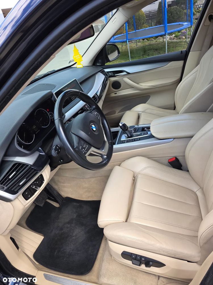 BMW X5 xDrive40d - 11