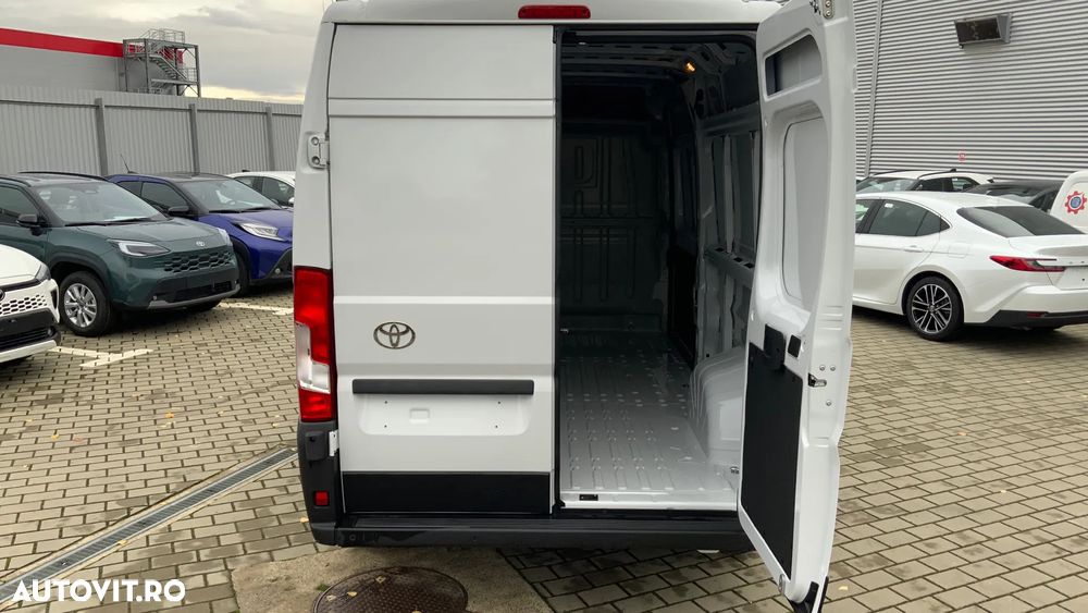 Toyota Proace - 13