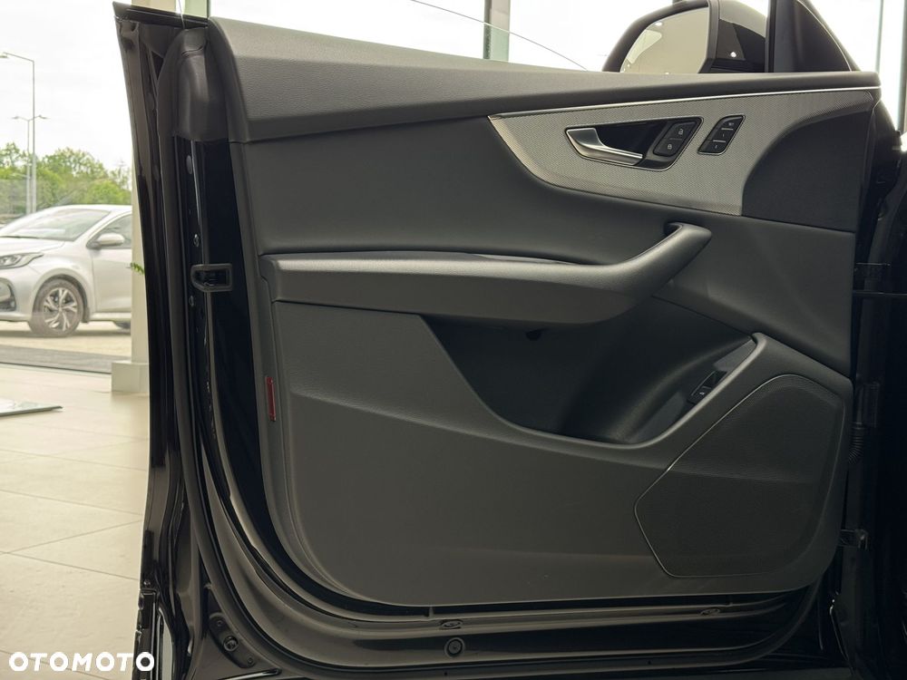 Audi Q8 45 TDI mHEV Quattro Tiptronic - 12
