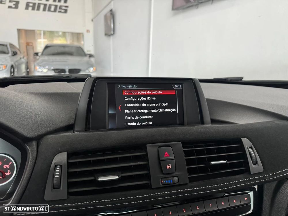 BMW 330 e iPerformance Pack M - 29