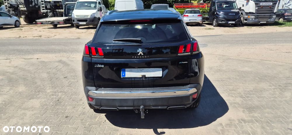 Peugeot 3008 1.6 PureTech HYbrid Allure S&S EAT8 - 12