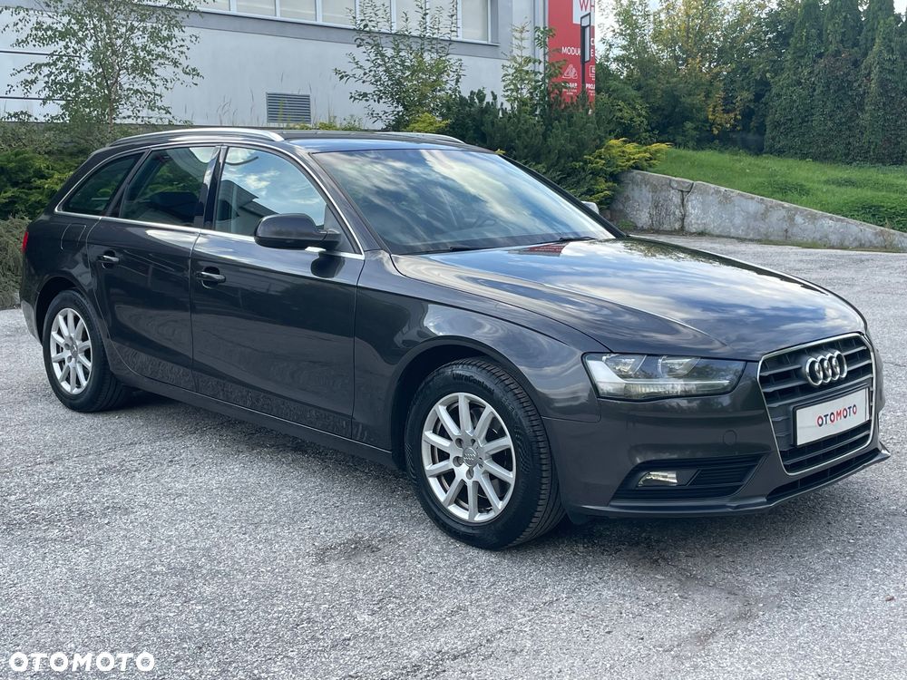 Audi A4 Avant 2.0 TDI ultra - 31