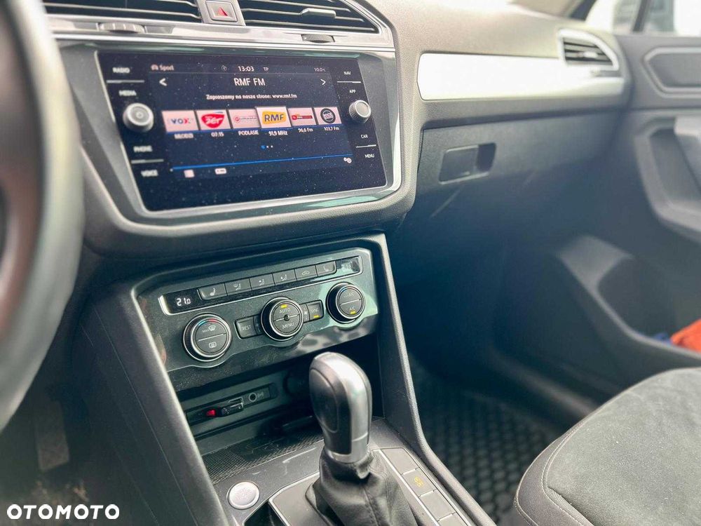 Volkswagen Tiguan - 5