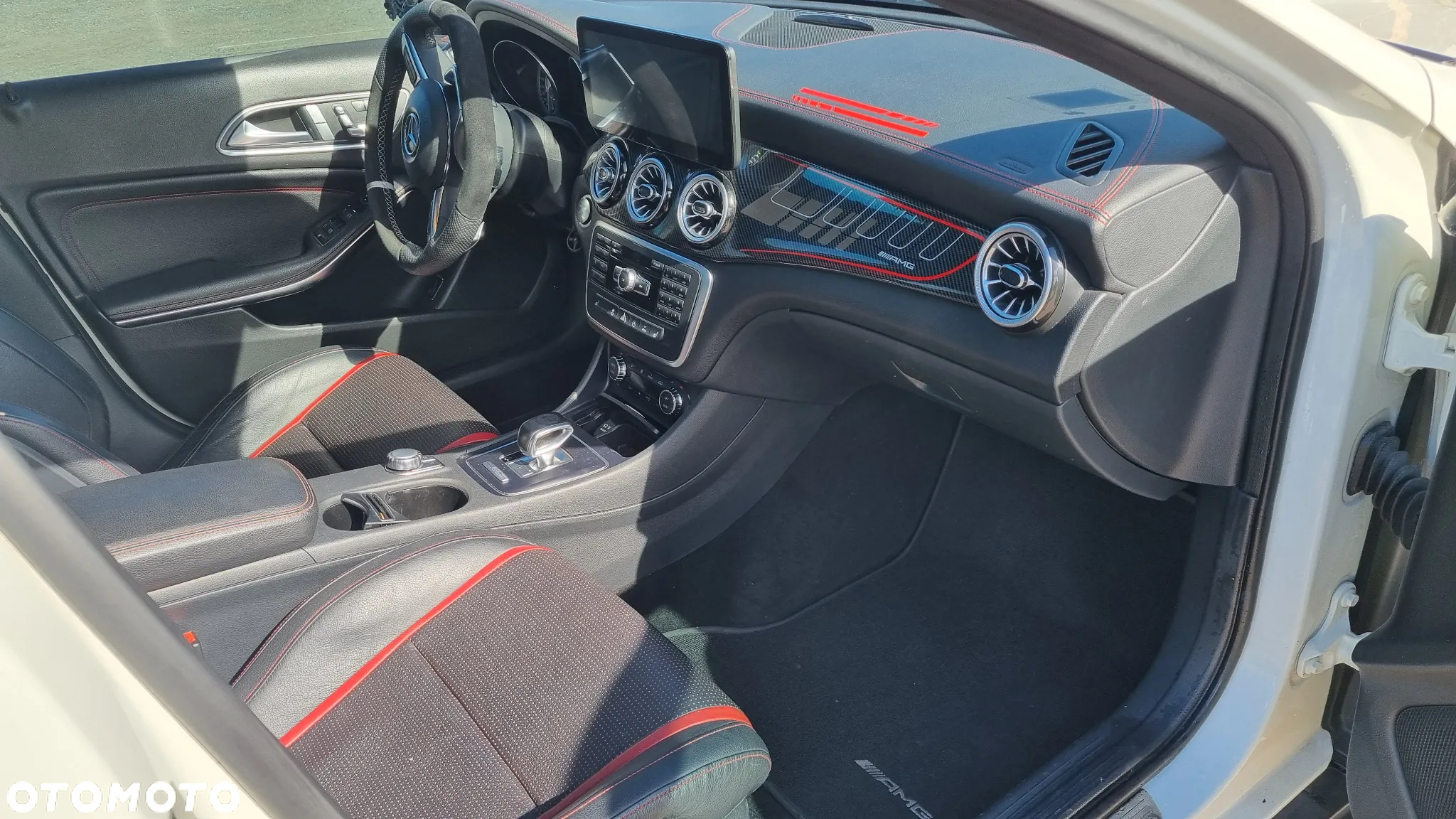 Mercedes-Benz GLA 45 AMG 4-Matic Edition 1 - 38