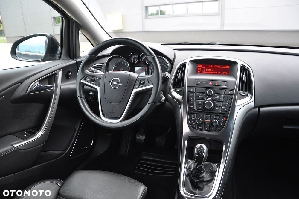 Opel Astra 1.4 Turbo Sport - 20