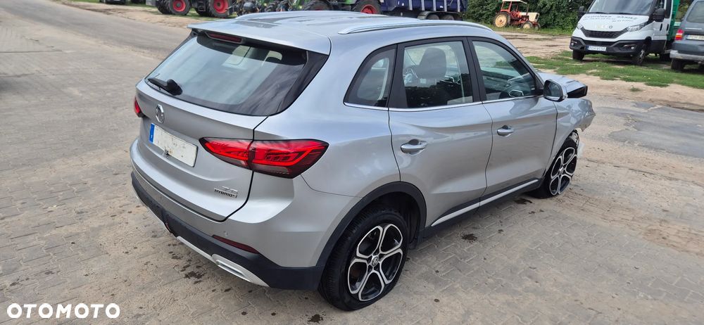 MG ZS Hybrid+ - 14