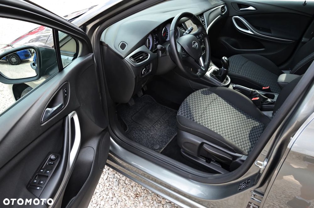 Opel Astra 1.4 Turbo Dynamic - 29