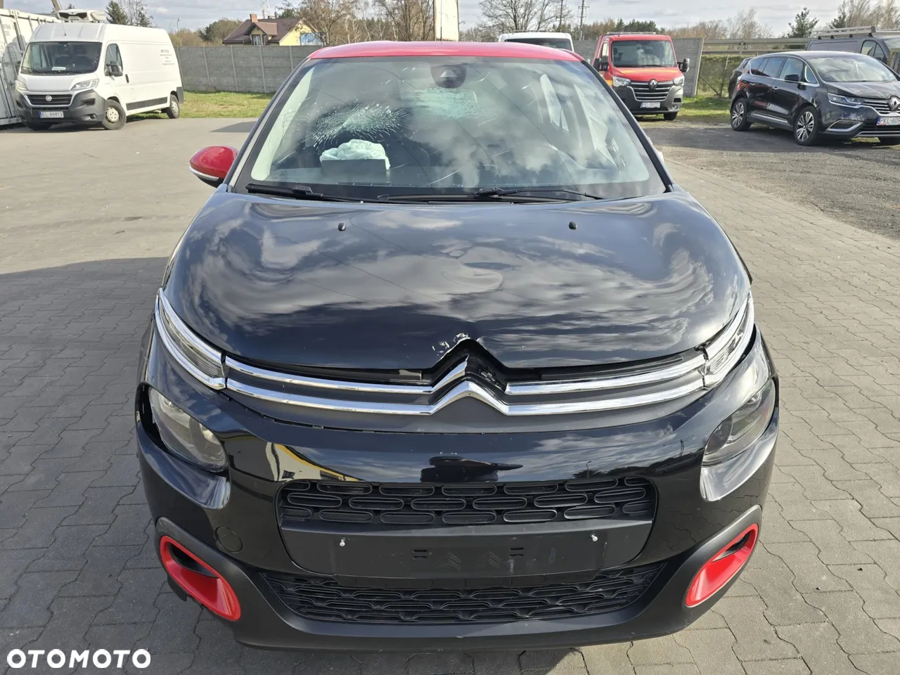 Citroën C3 Pure Tech 110 S&S EAT6 SHINE - 4