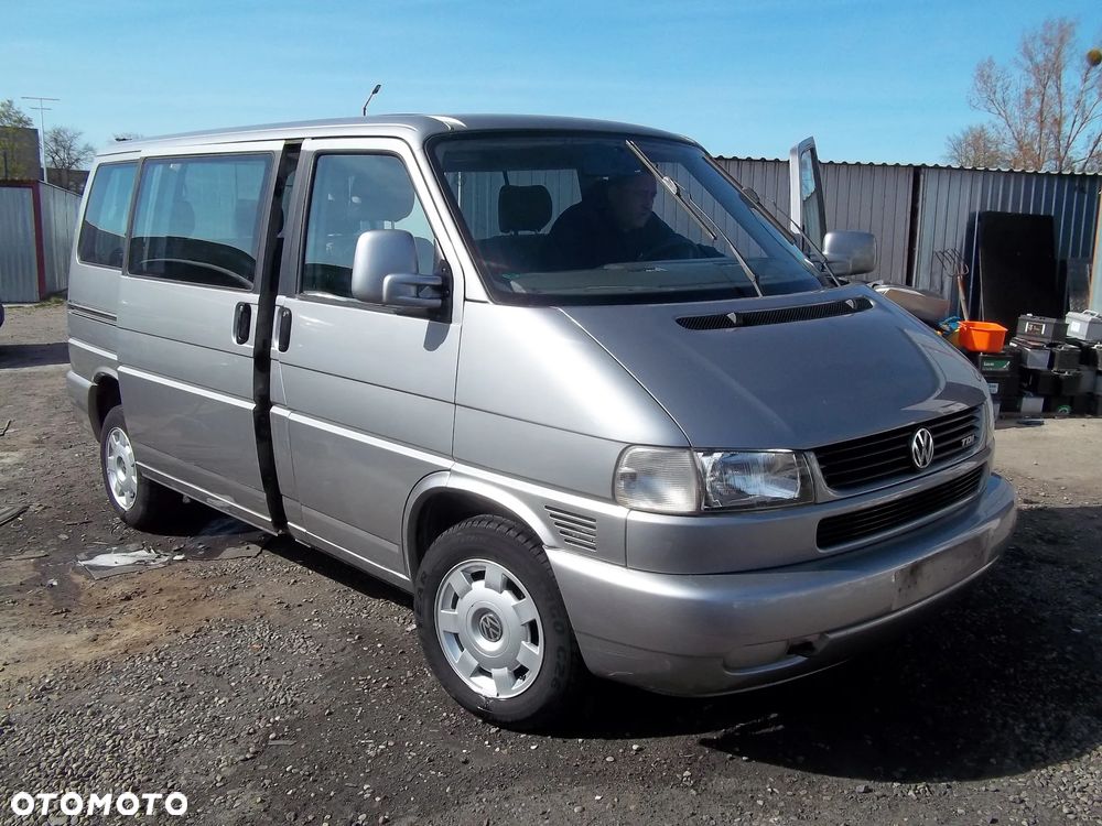 Volkswagen Multivan Standard - 3