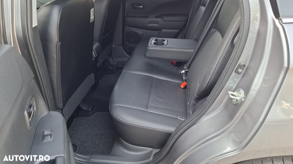 Mitsubishi ASX 1.8 DID 2WD Intense A15 - 19