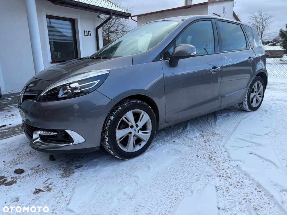 Renault Scenic - 1