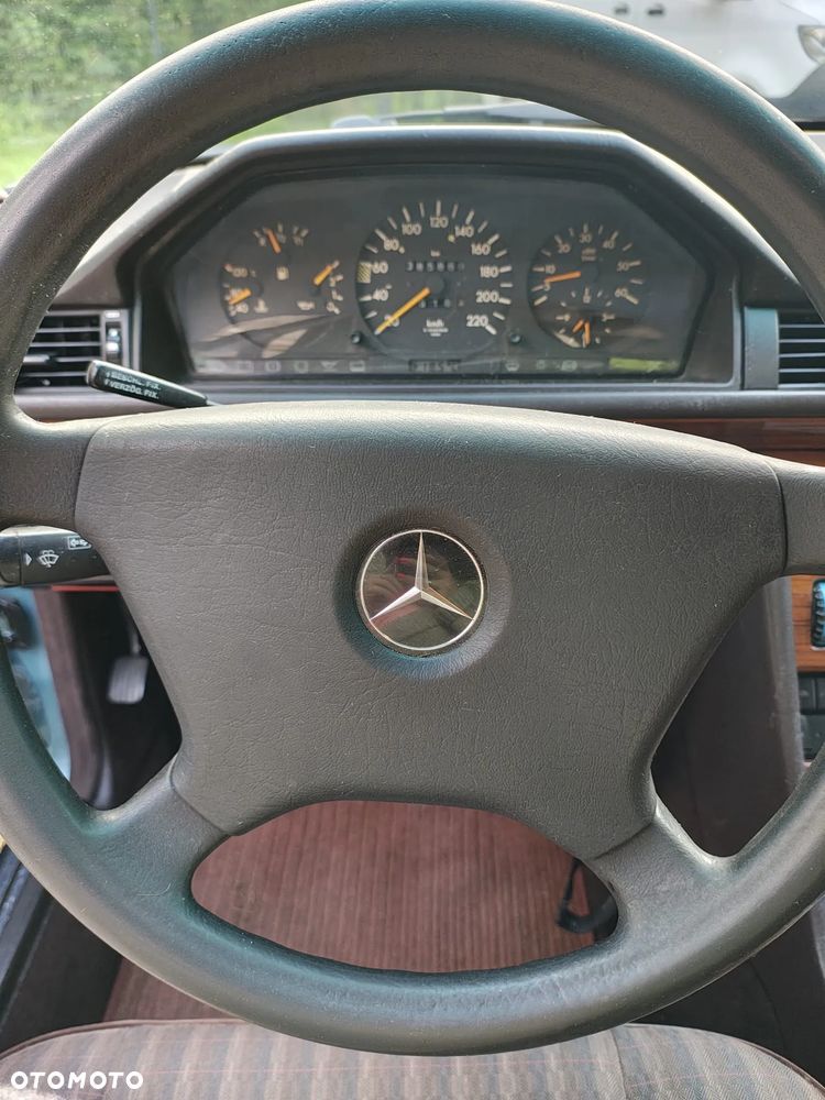 Mercedes-Benz W124 (1984-1993) - 7