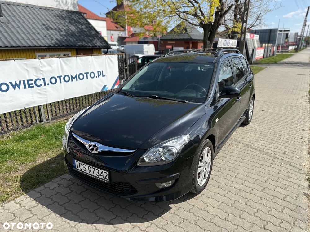 Hyundai i30 i30cw 1.6 CRDi Edition Plus - 1