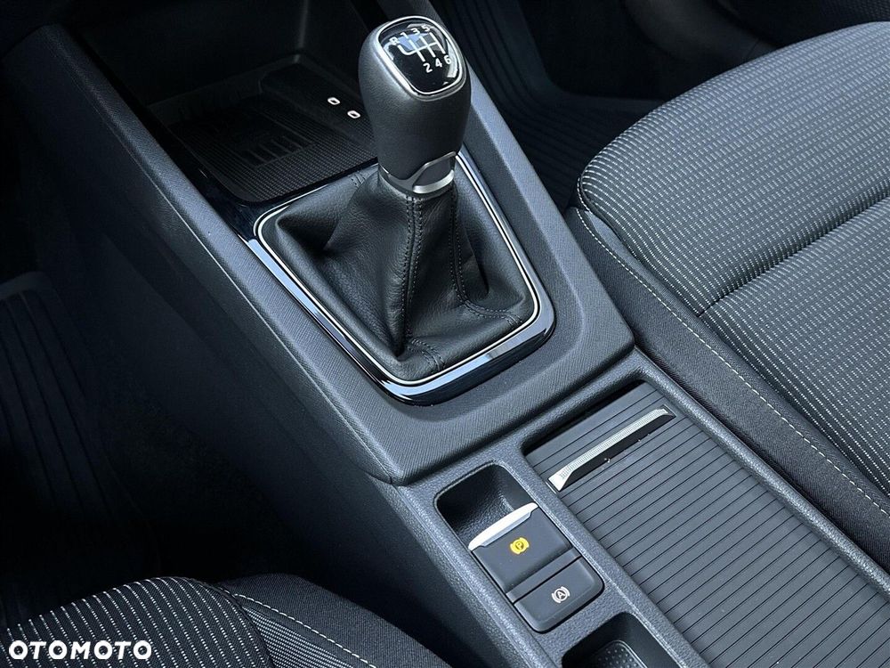 Skoda Octavia 1.5 TSI Selection - 24