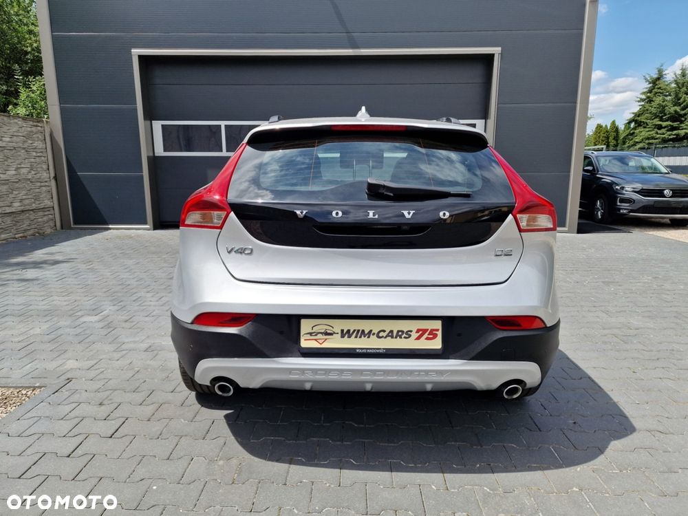 Volvo V40 Cross Country D2 Geartronic Momentum - 10