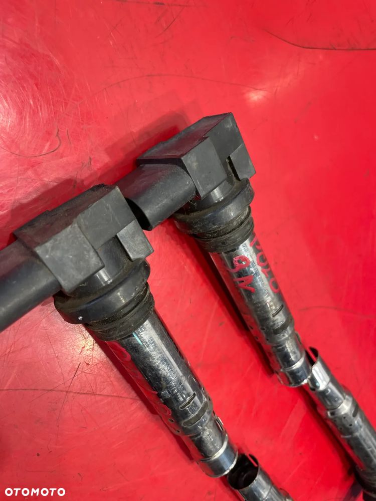 Cewka zapłonowa 0040102030 VW Polo 9N - 2